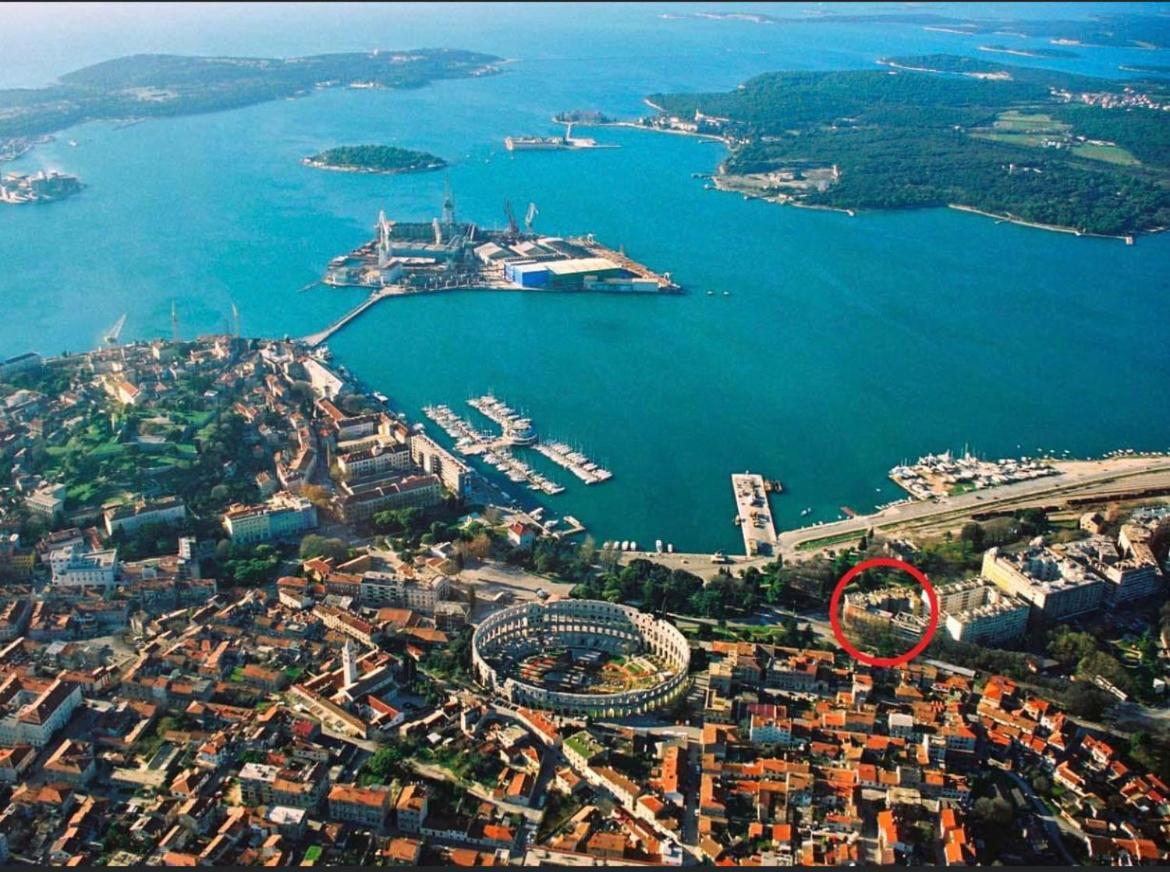 Apartments Incis Next To The Pula Amphitheather Buitenkant foto